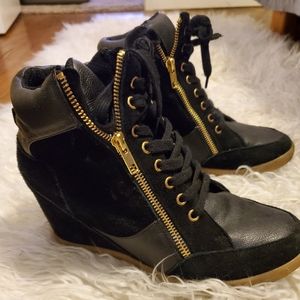 Steve Madden Aura Wedge Sneakers Size 8.5